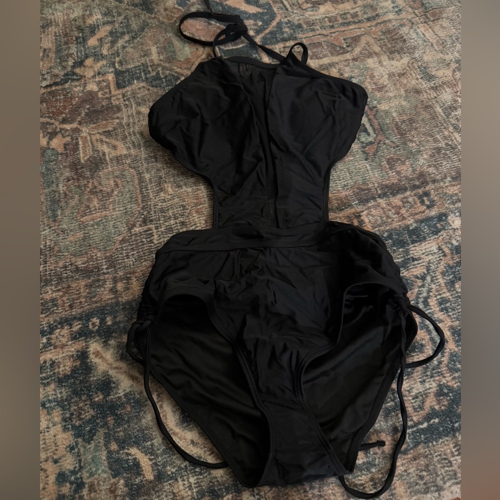 Cupshe Small Mesh Cutout Ruched Drawstring Monokini - Picture 2 of 2